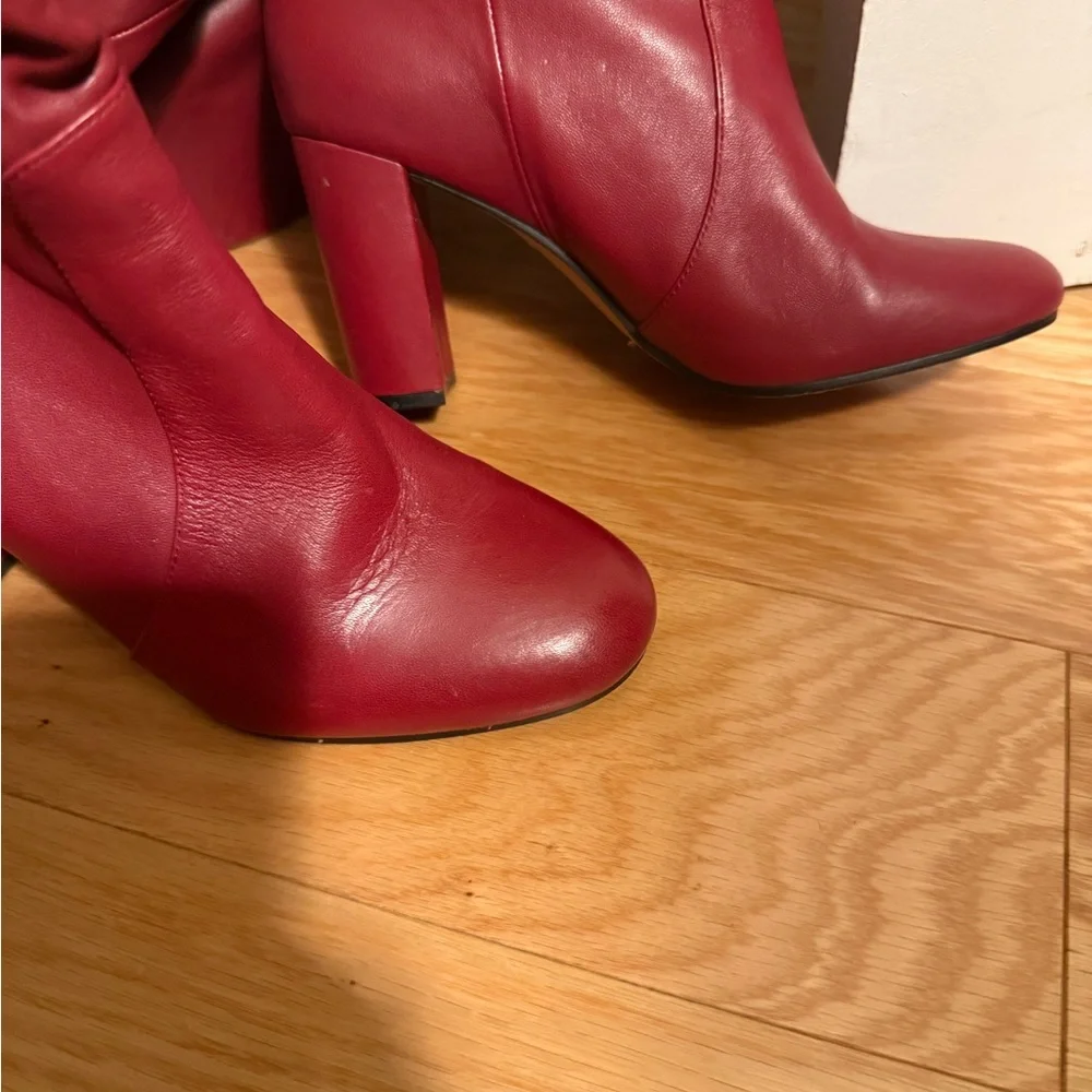 Vince Camuto tall Vibrant Red Soft leather boots -New - Picture 4 of 5